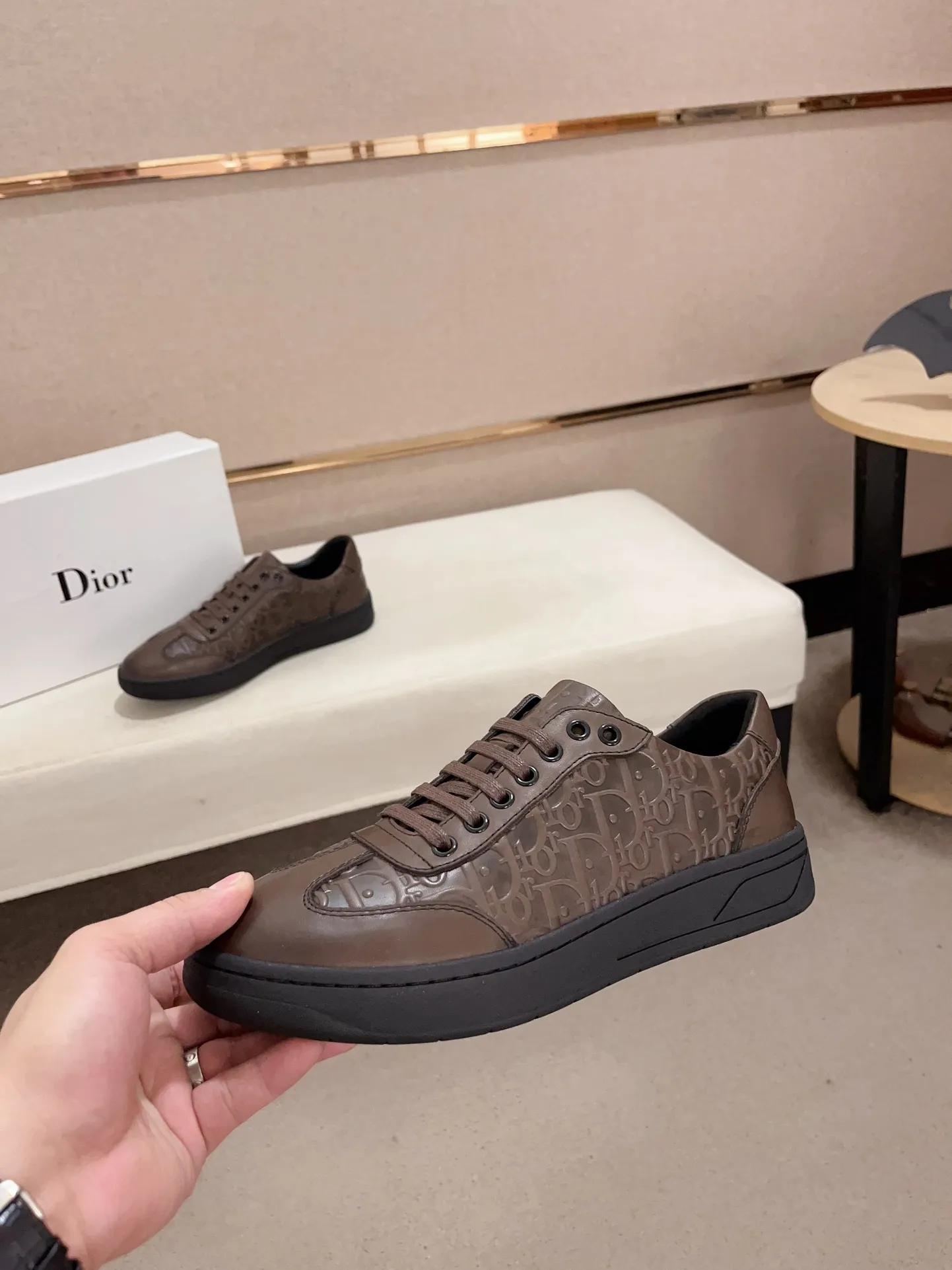 Men's shoes 💰: 400💰 [Dior·Dior] New casual sports style men's shoes, new spring and summer design, perfect workmanship, lace-up lazy style to create wardrobe quality, upper: imported first-layer cowhide, sheepskin lining is soft and comfortable, ultra-light TPU wear-resistant outsole, simple, versatile fashion men's shoes, excellent color code number 38--44 (45 is custom-made and non-returnable